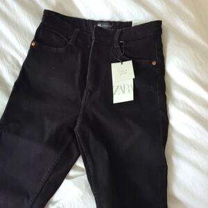 BRAND NEW Zara Vintage Skinny black Size 6 / UK 38 jeans